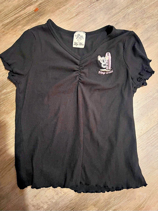 Lily Bleu Other - Lily Bleu Black Embroidered Tee Size Large Like New